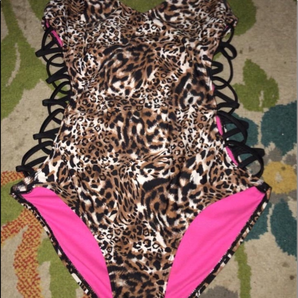 Woman’s Bathing Suit Sz Med